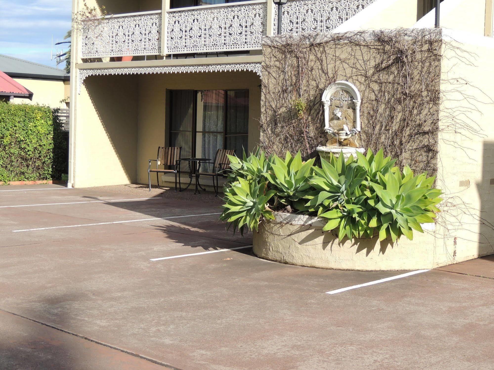Argyle Terrace Motor Inn Batemans Bay Exterior photo